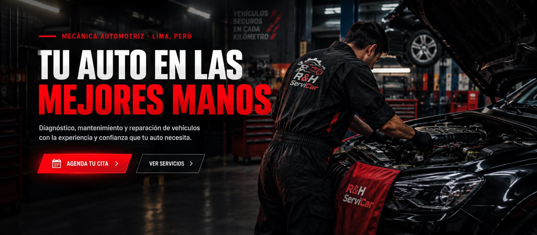 Tecnico de R&H ServiCar reparando el motor de un vehiculo en el taller, Lima, Peru